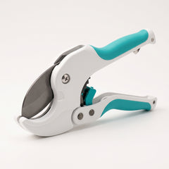 Heavy-Duty Plastic Pipe Cutting Tool